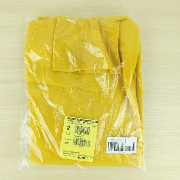 NWT J Crew 100% Cashmere Turtleneck Sweater in Heather Sunflower Yellow/Gold - Picture 2 of 2